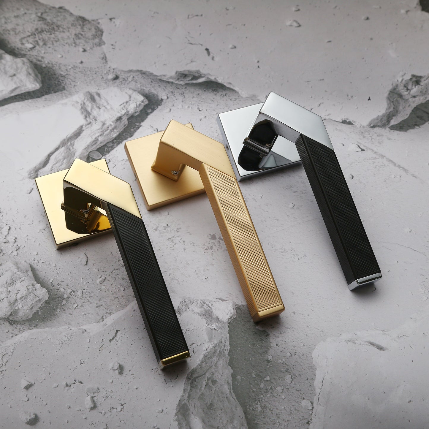 Complete Door Lock Set with Square Knurled Handle. E-Z-0087-S1