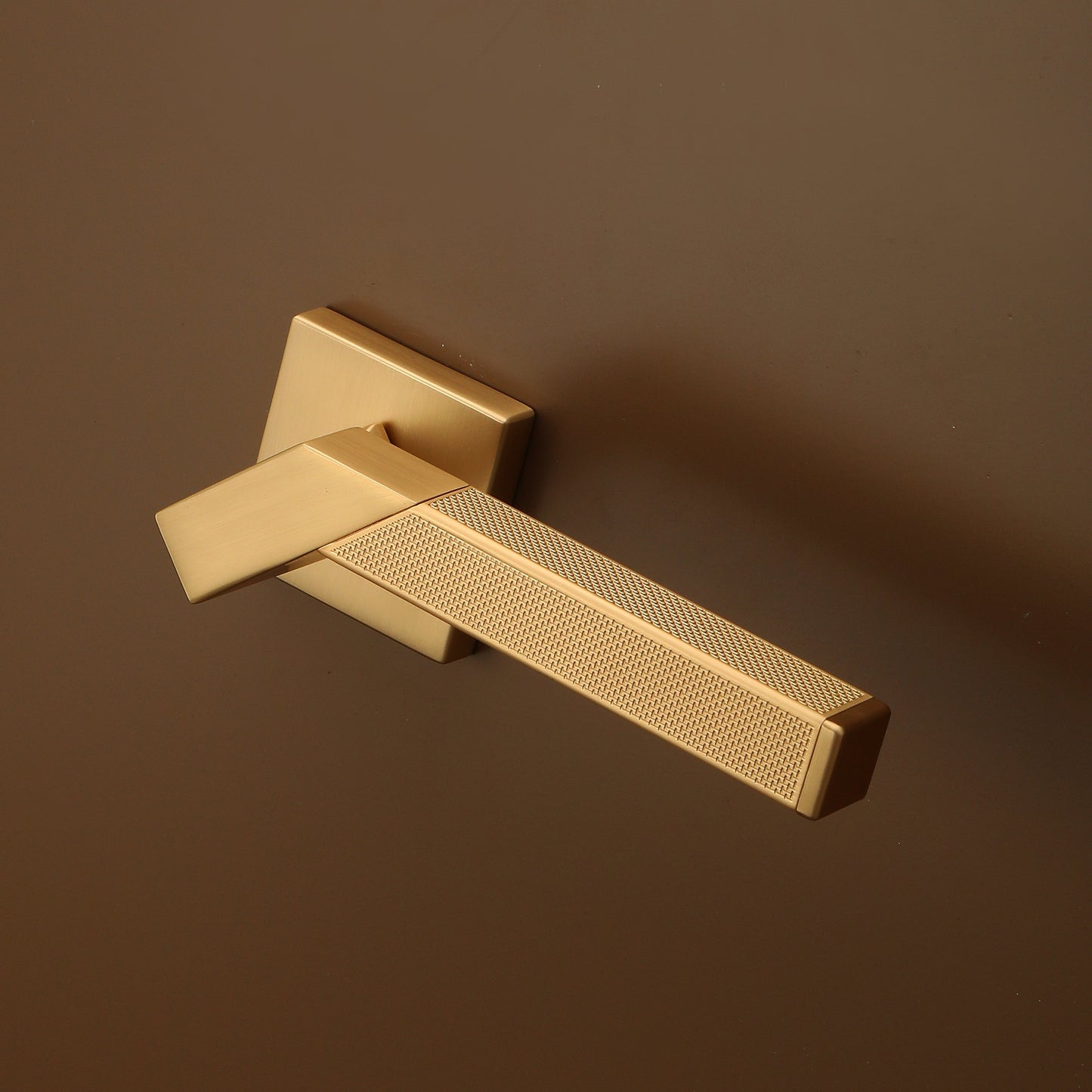 Complete Door Lock Set with Square Knurled Handle. E-Z-0087-S1